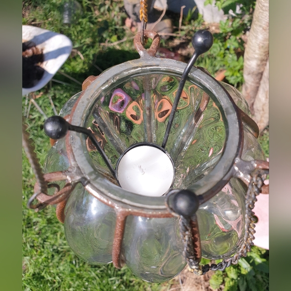 *SOLD* Cast iron glass hanging candle tealight holder vintage style shabby chic - Picture 2 of 11